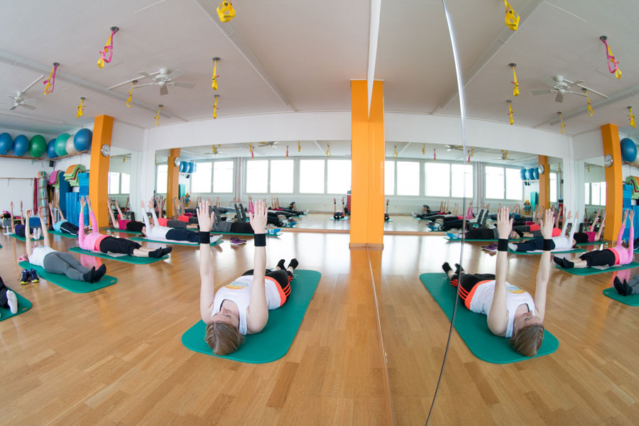 3_Tag_der_offenen_Tuer_gratis_Workshop_Pilates_1_Fitness_Paradies.jpg